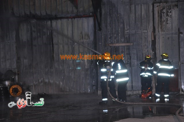 قلنسوة: حريق هائل في محل للإطارات دون وقوع إصابات